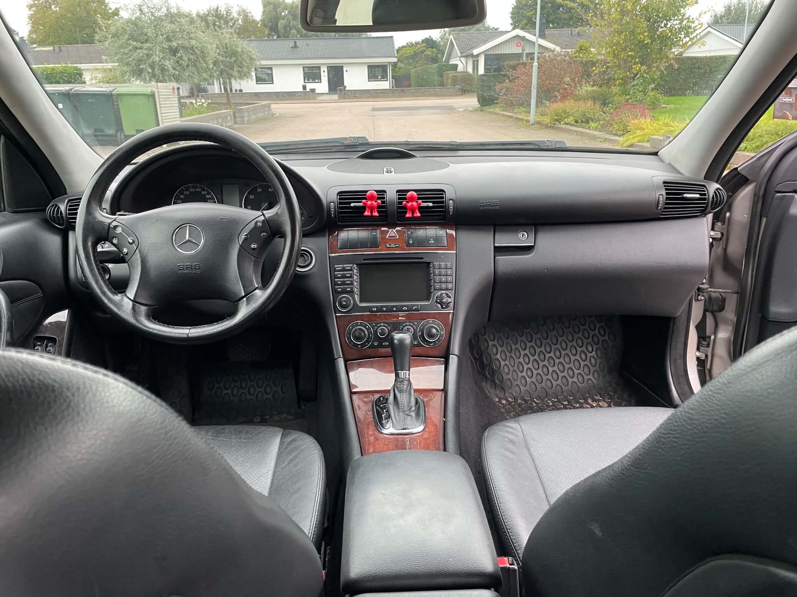 Mercedes-Benz C 350 2006, kuva 7/7
