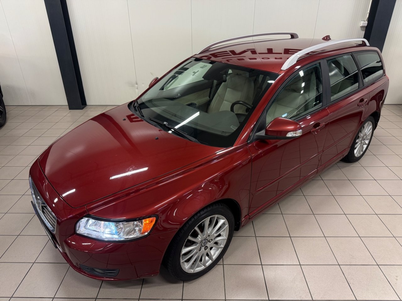 Volvo V50 Summum 2010, bild 2/10