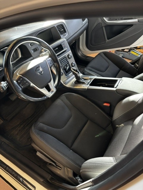 Volvo V60 2014, kuva 7/7
