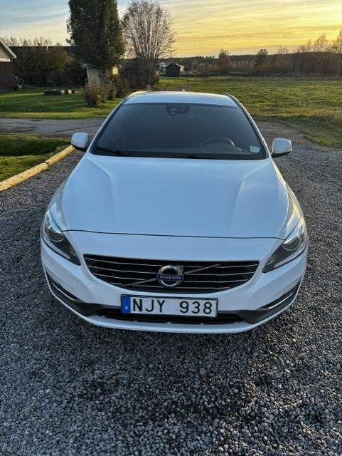 Volvo V60 2014, kuva 2/7