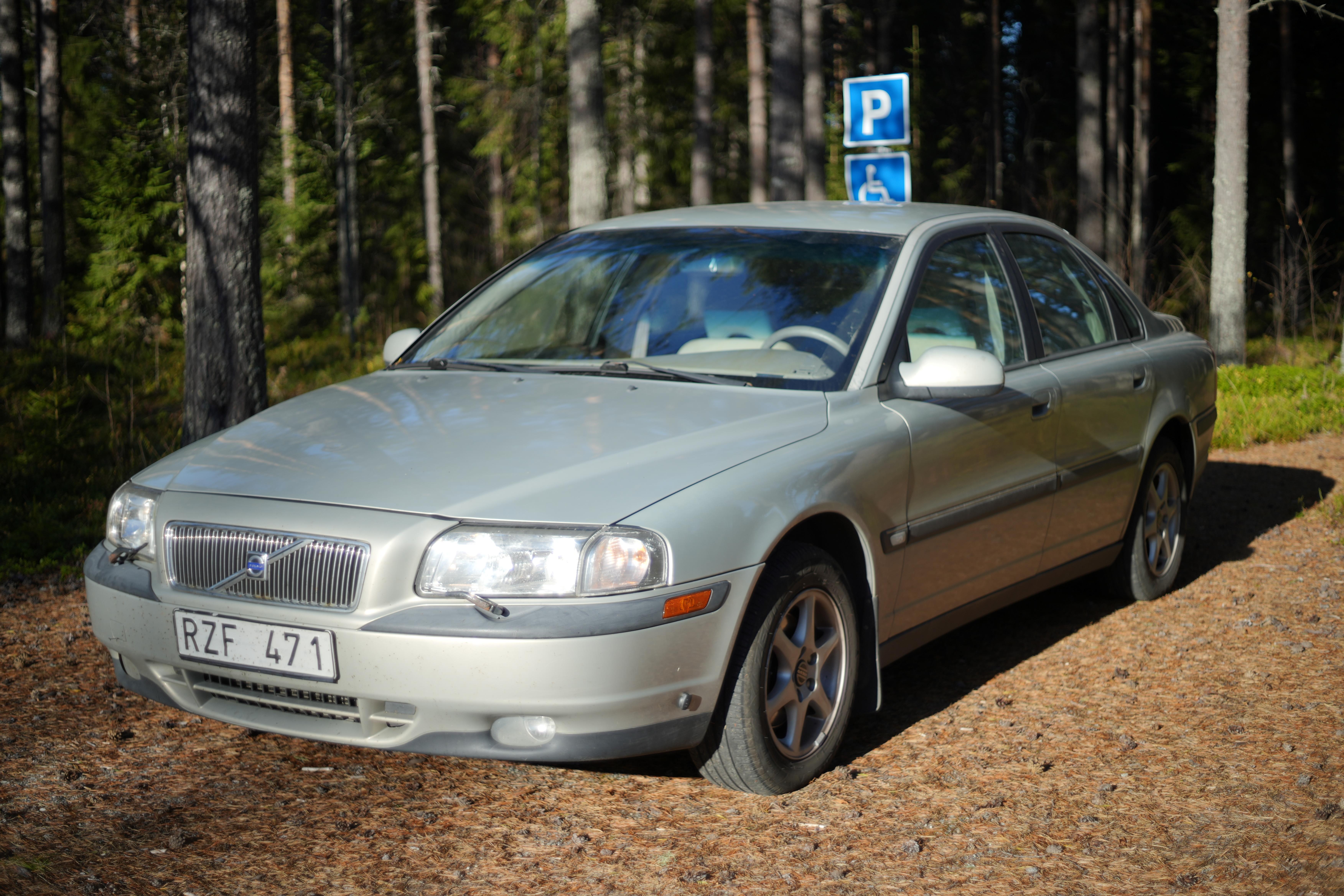 Volvo S80 2.4 2001, kuva 2/10