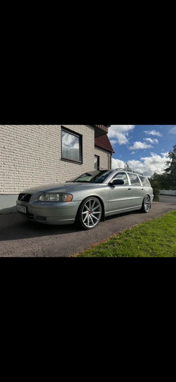 Volvo V70 2.4D Manuell 2008, bild 2/5
