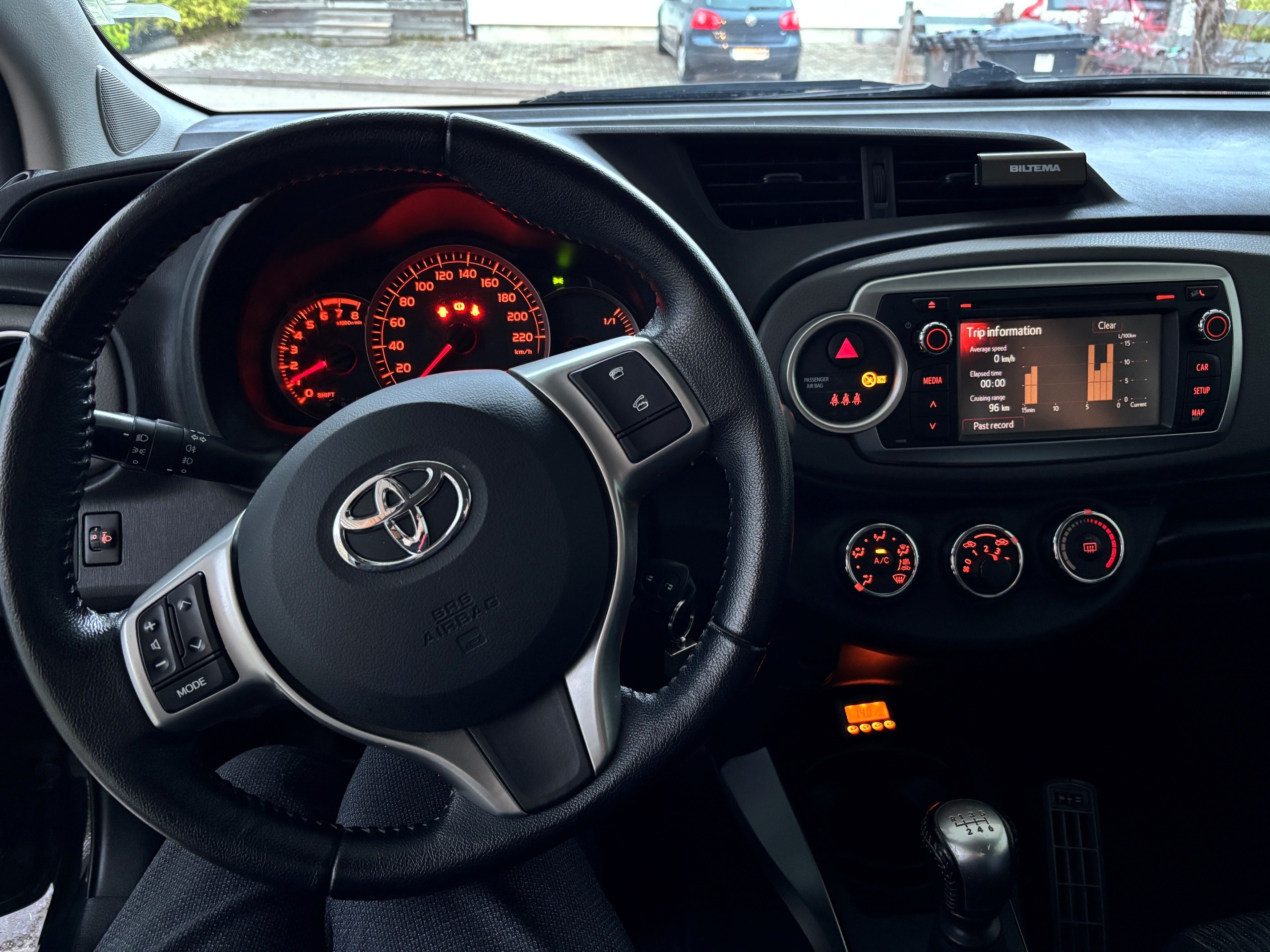Toyota Yaris 1.33 2013, bild 7/10