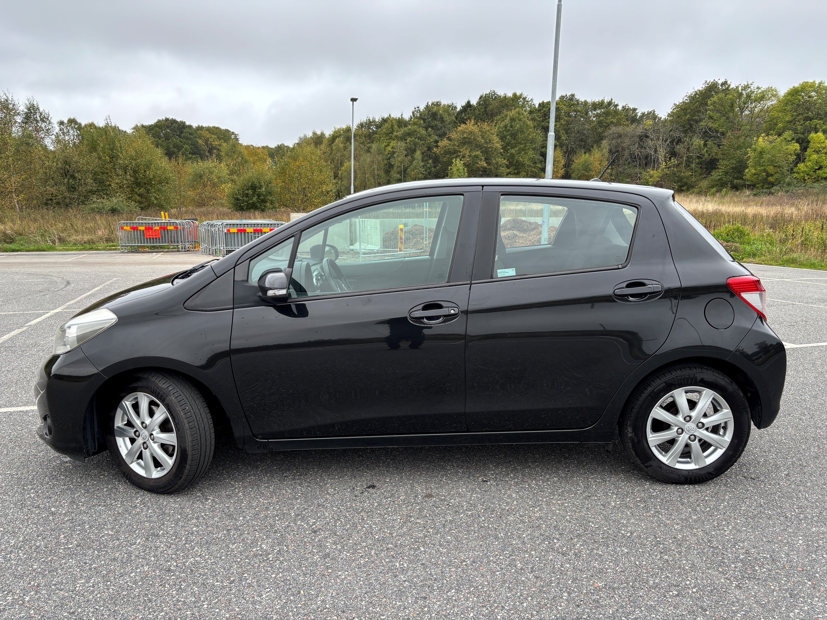 Toyota Yaris 1.33 2013, bild 3/10