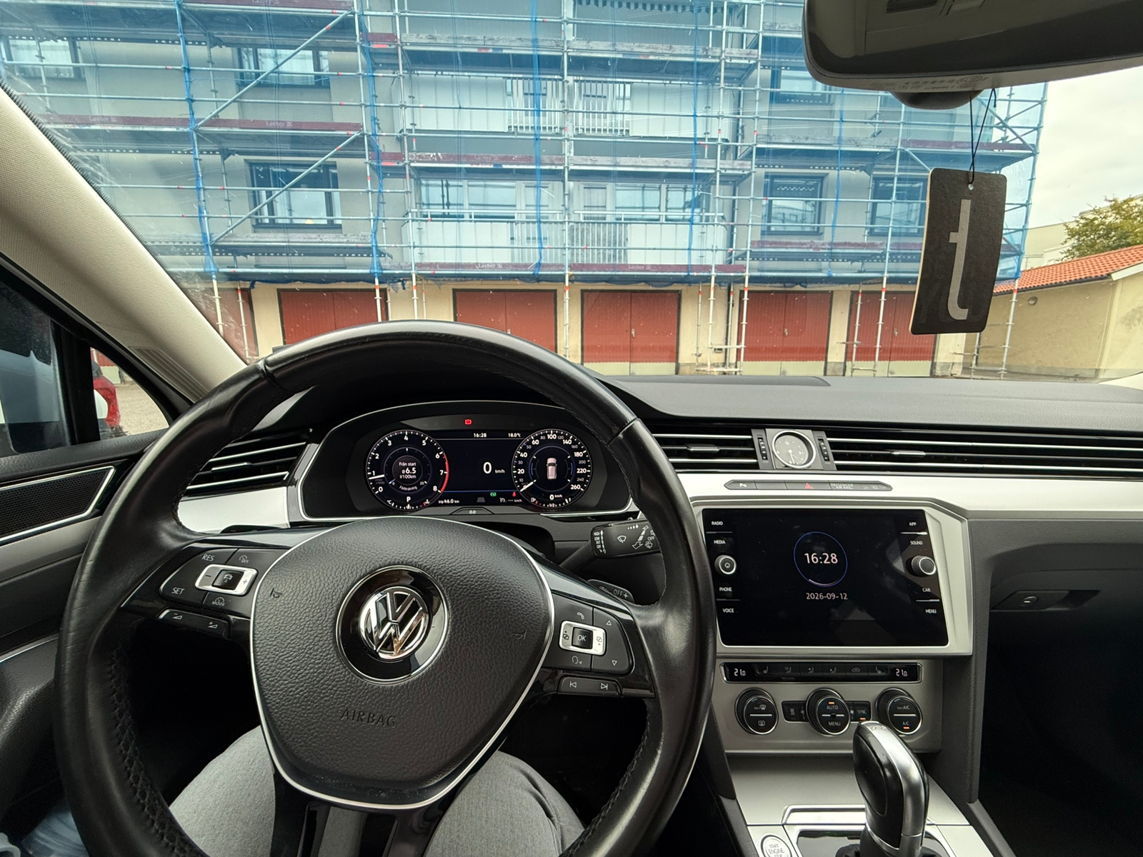 Volkswagen Passat 2018, bild 3/8