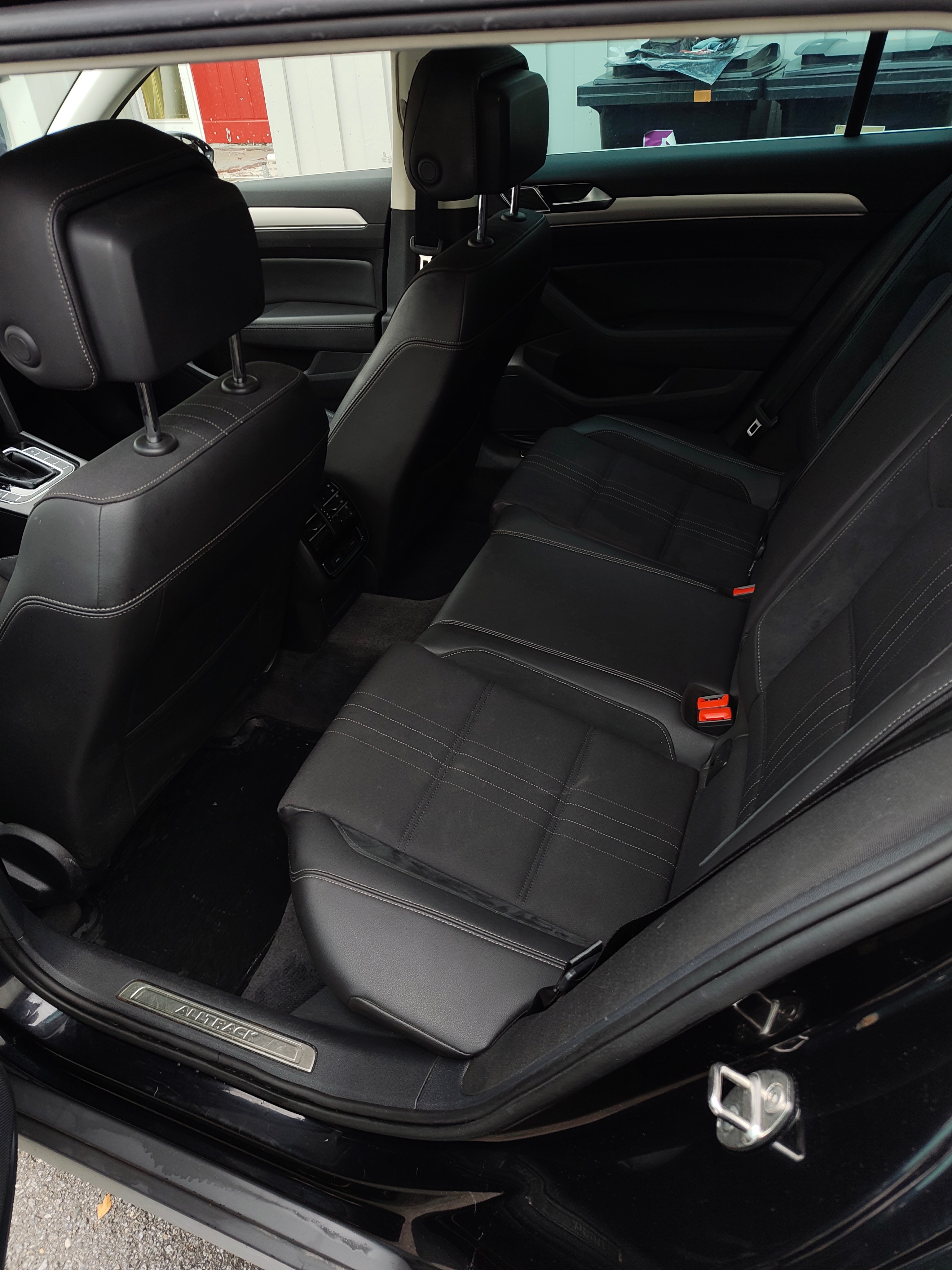 Volkswagen Passat Alltrack 2.0 TDI SCR 2017, photo 6/6