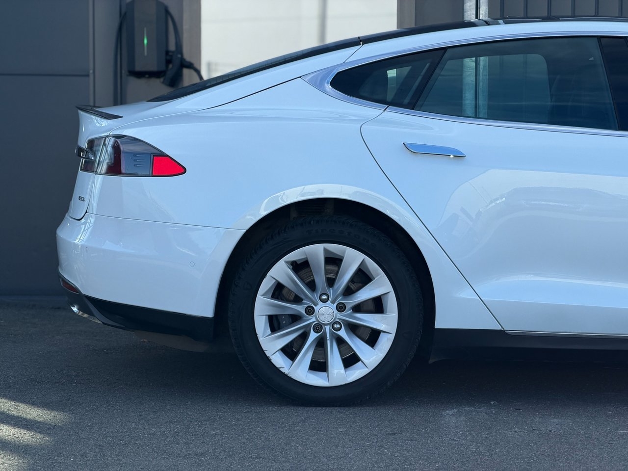Tesla Model S 2016, bild 7/10