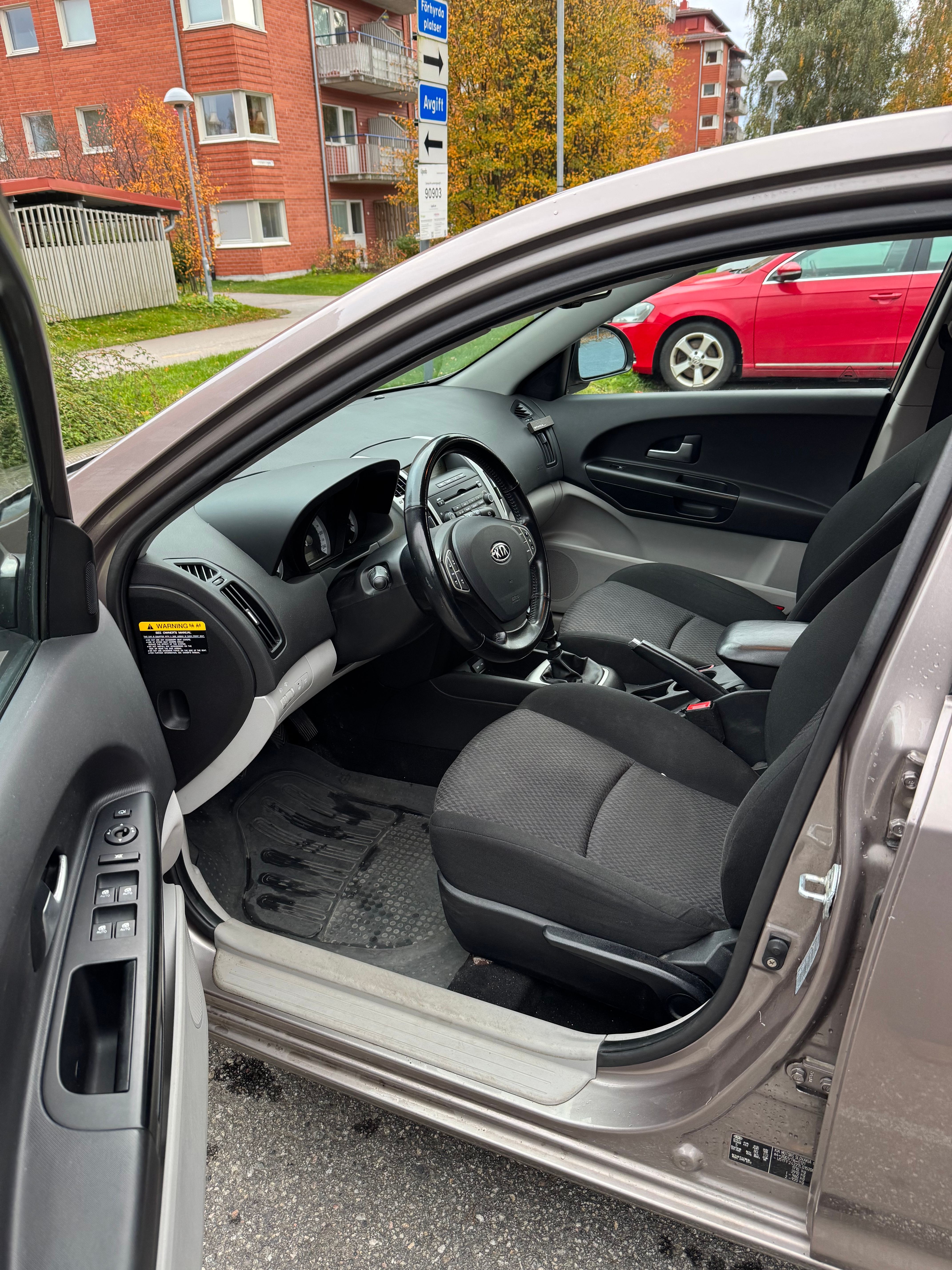 Kia Ceed 1.6 2007, bild 6/9