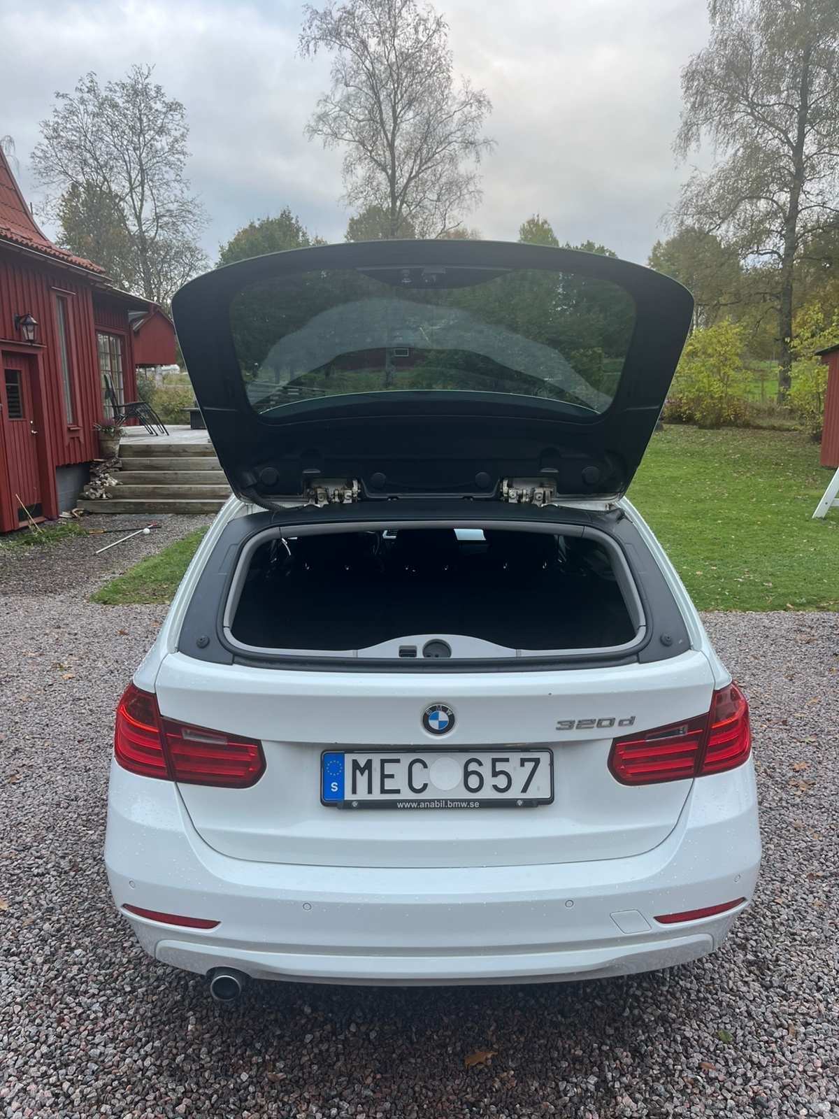 BMW 320d 2013, bild 5/7