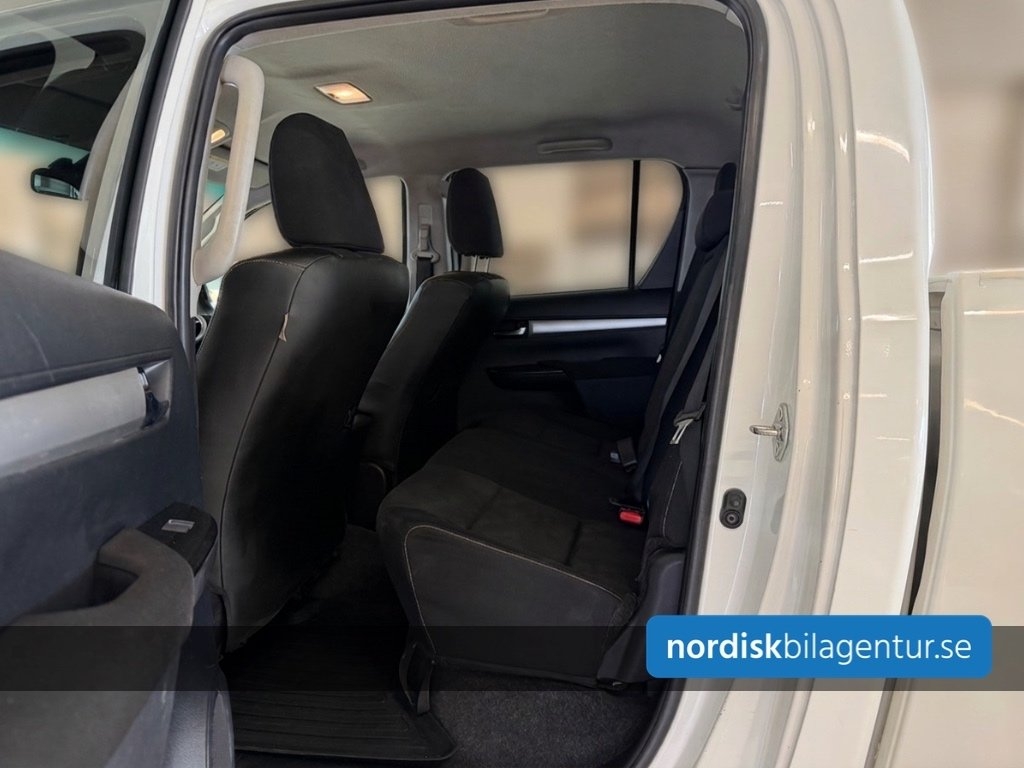 Toyota Hilux 2.8 D-4D 2021, photo 7/10