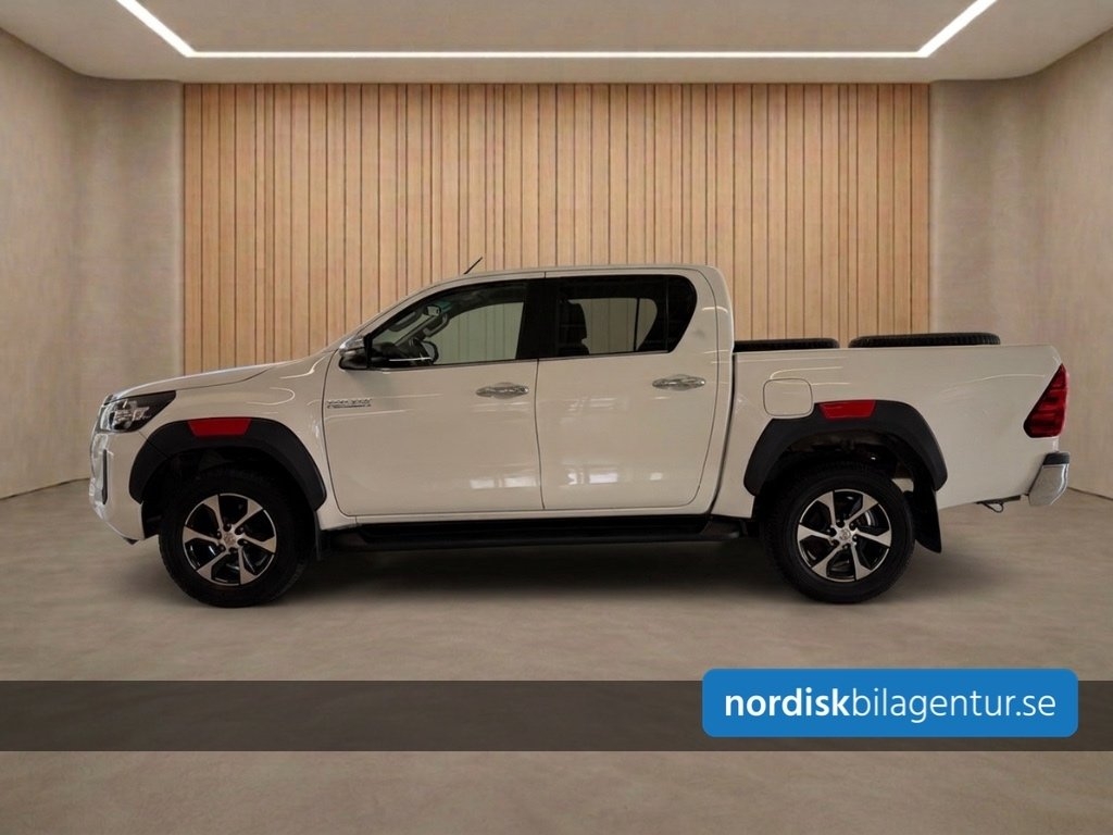 Toyota Hilux 2.8 D-4D 2021, photo 2/10