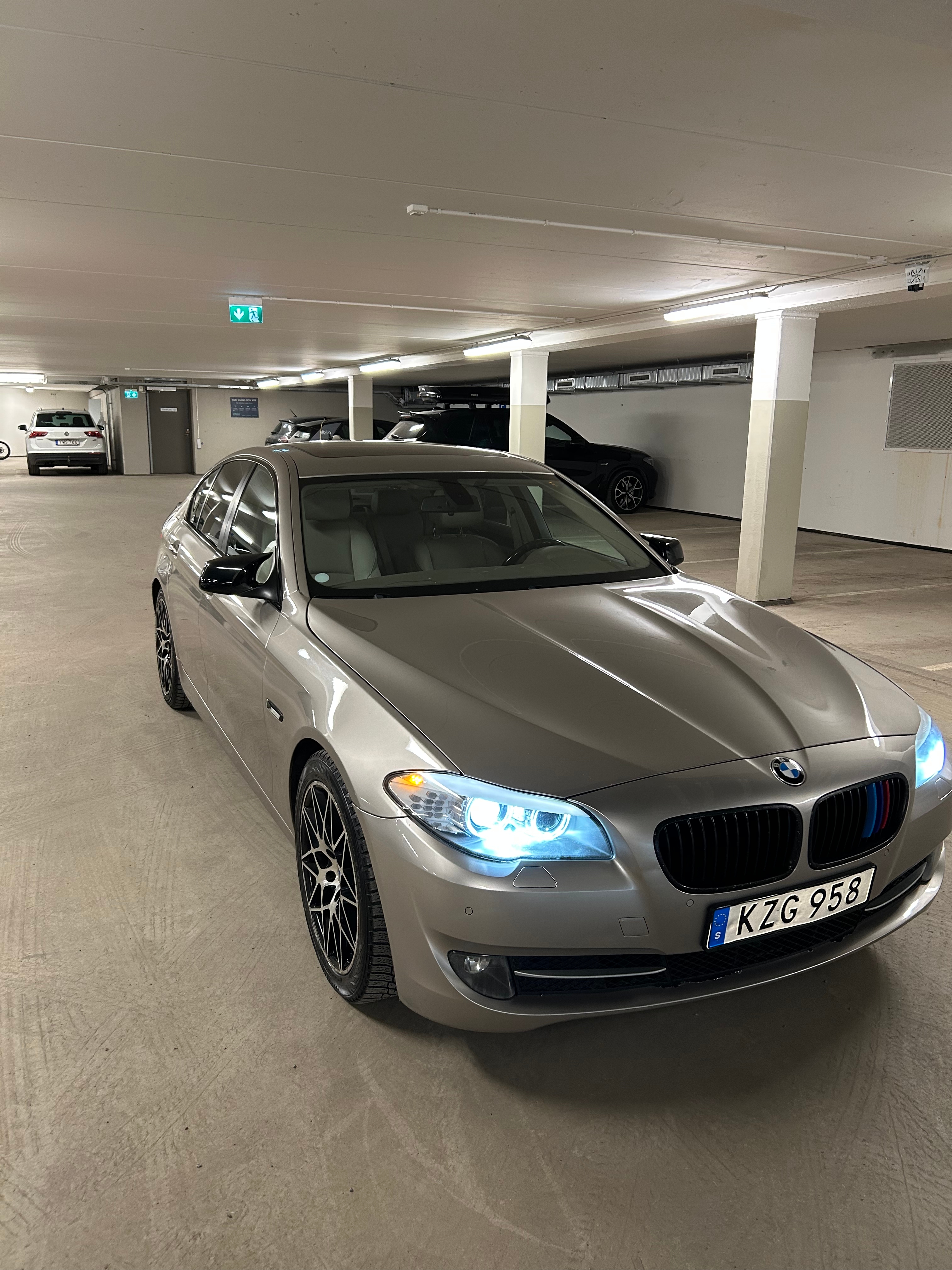BMW 520d 2011, bild 4/17