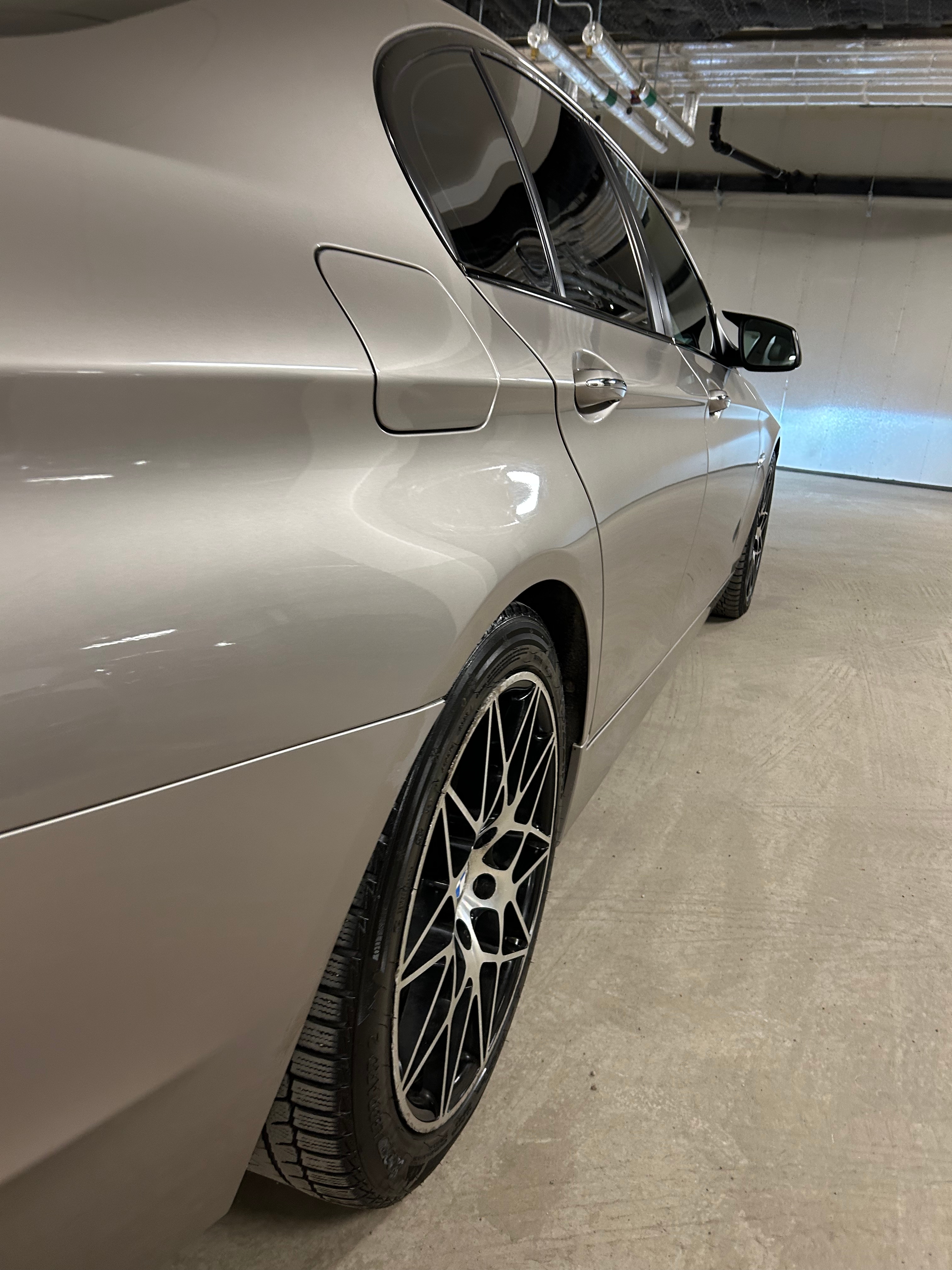 BMW 520d 2011, bild 7/17