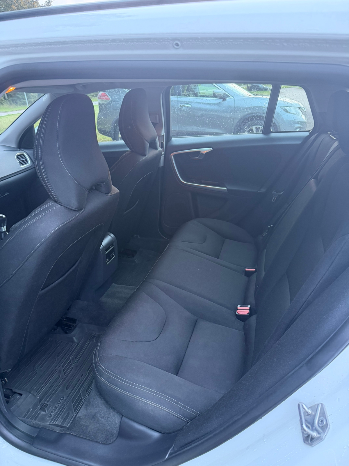 Volvo V60 T3 2014, photo 7/10