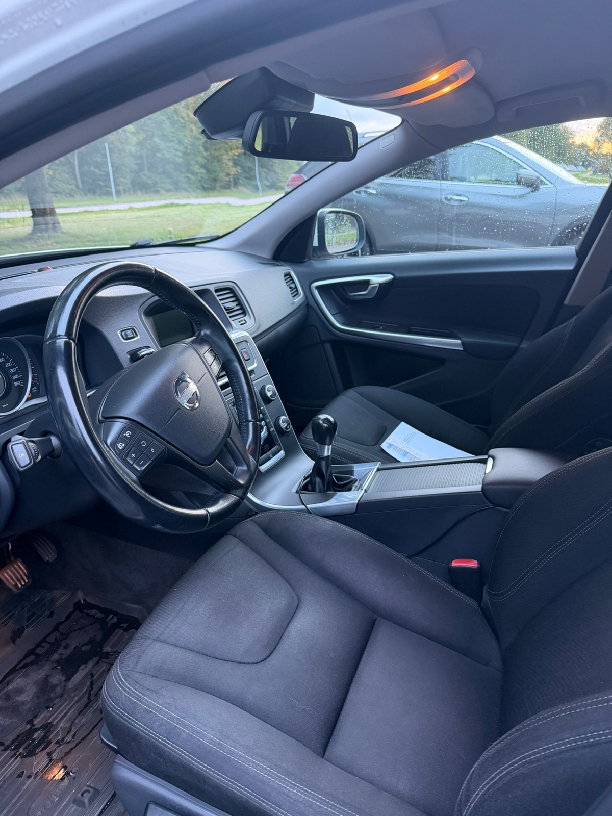 Volvo V60 T3 2014, photo 5/10