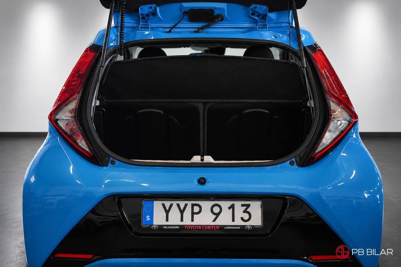 Toyota Aygo X-Play 2019, bild 5/10