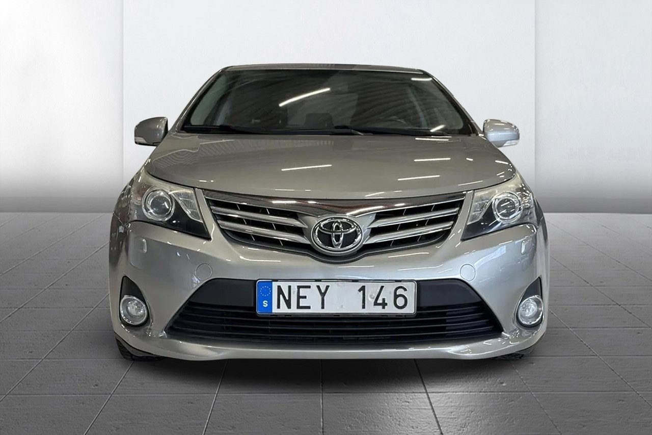 Toyota Avensis 1.8 Business 2012, photo 3/10