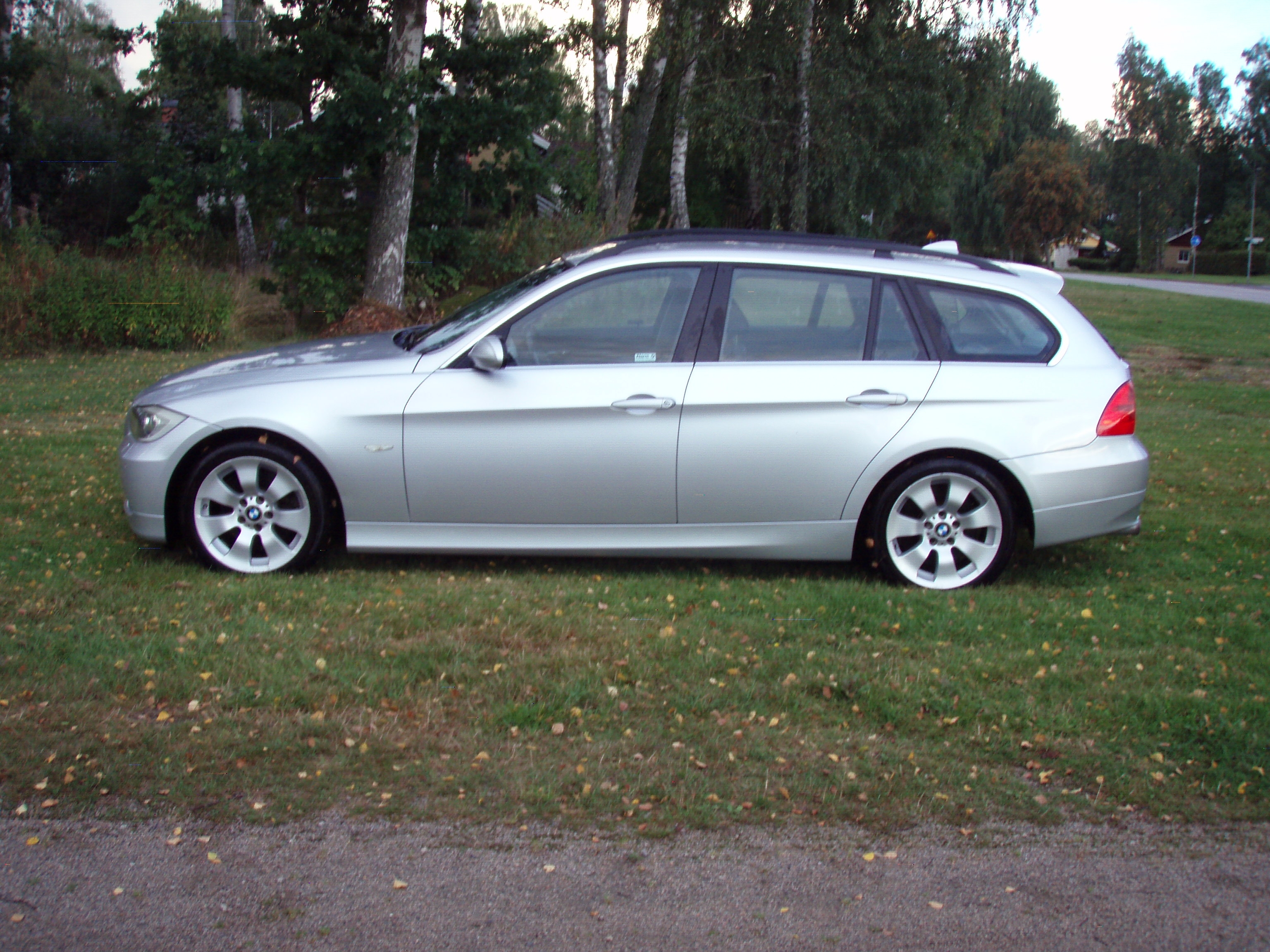 BMW 330