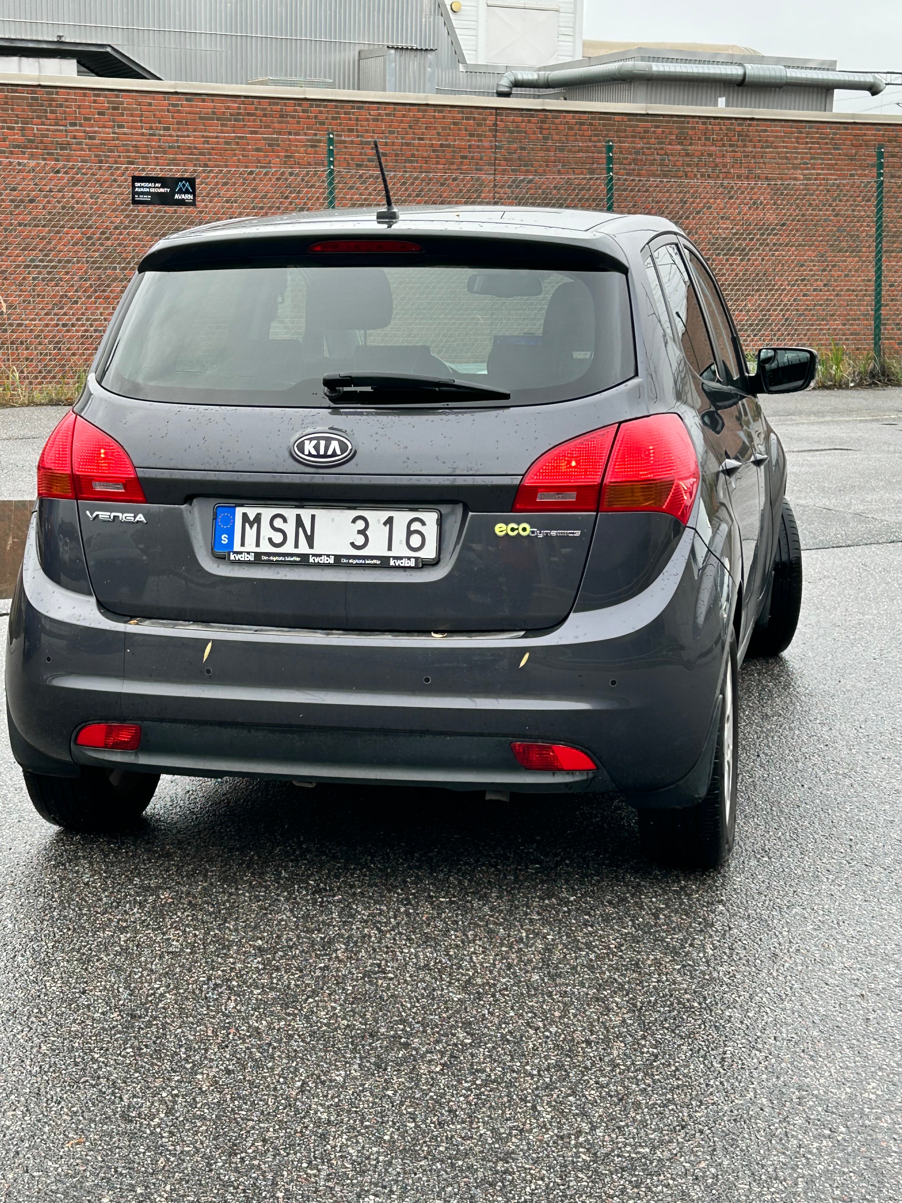 Kia Venga 1.4 CRDi 90 2013, bild 2/9