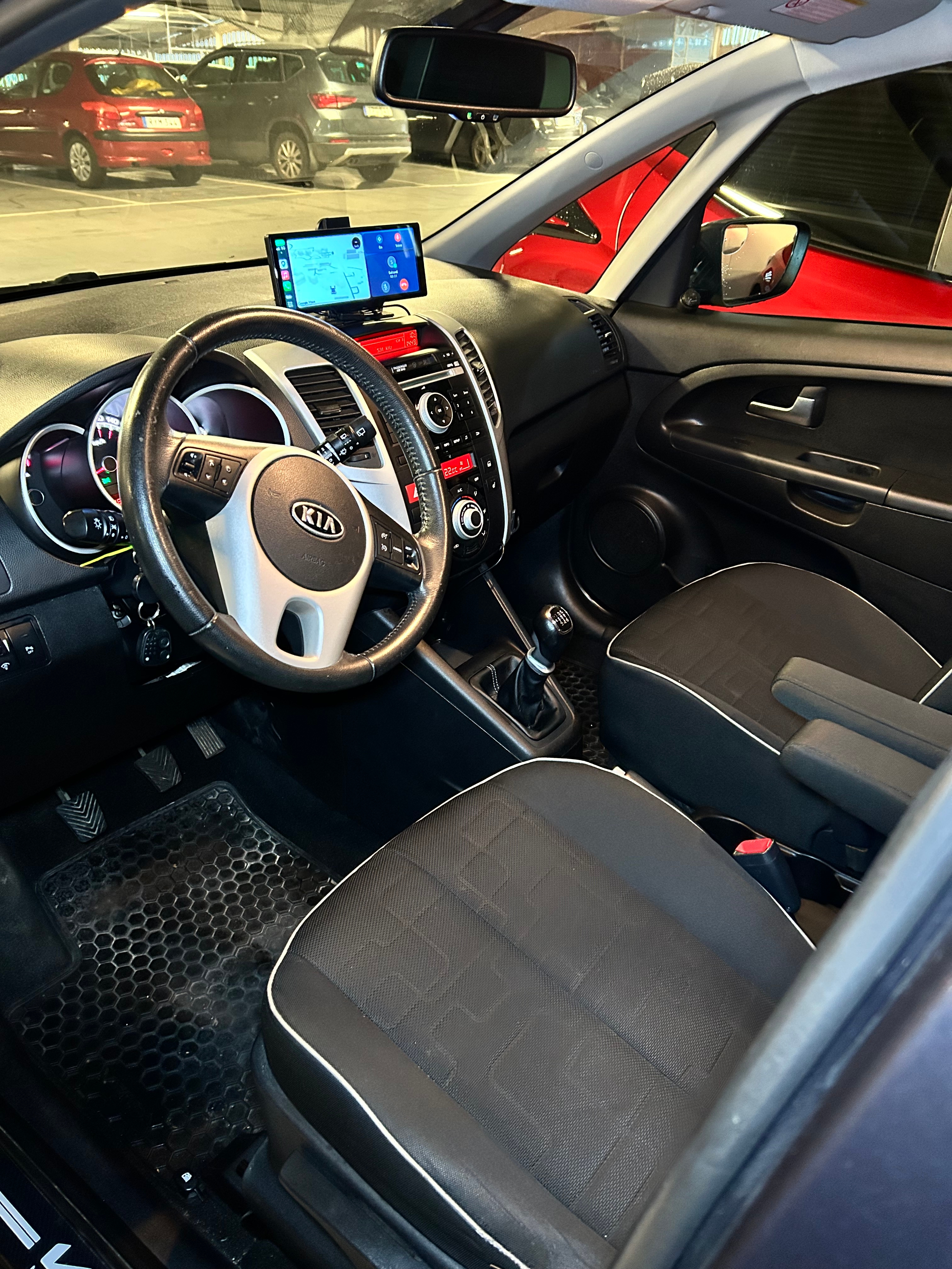 Kia Venga 1.4 CRDi 90 2013, bild 5/9
