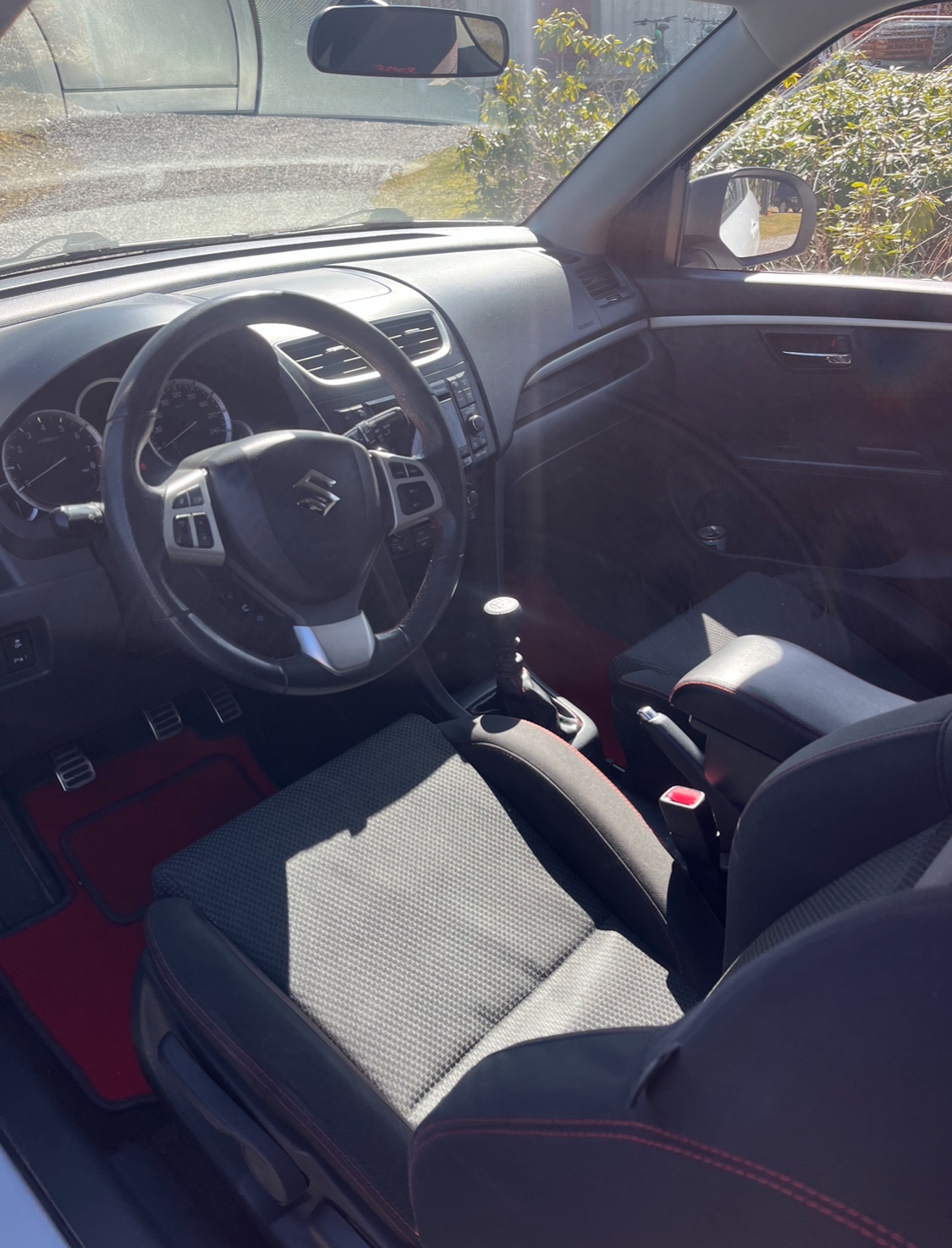 Suzuki Swift 1.6 2012, bild 6/7