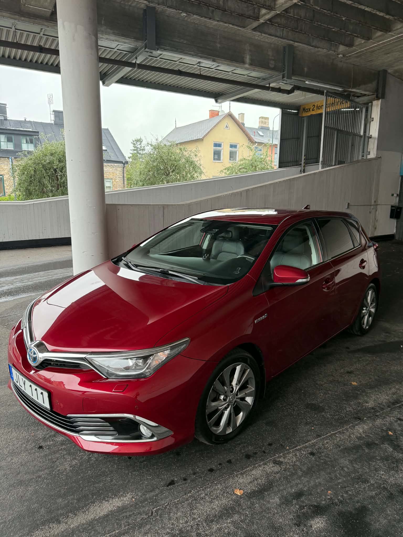 Toyota Auris Hybrid e-CVT 2018, bild 3/9