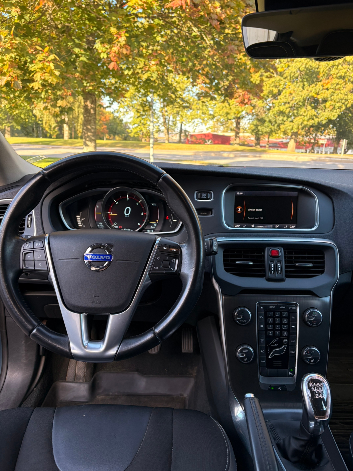 Volvo V40 D2 Momentum 2014, bild 7/8