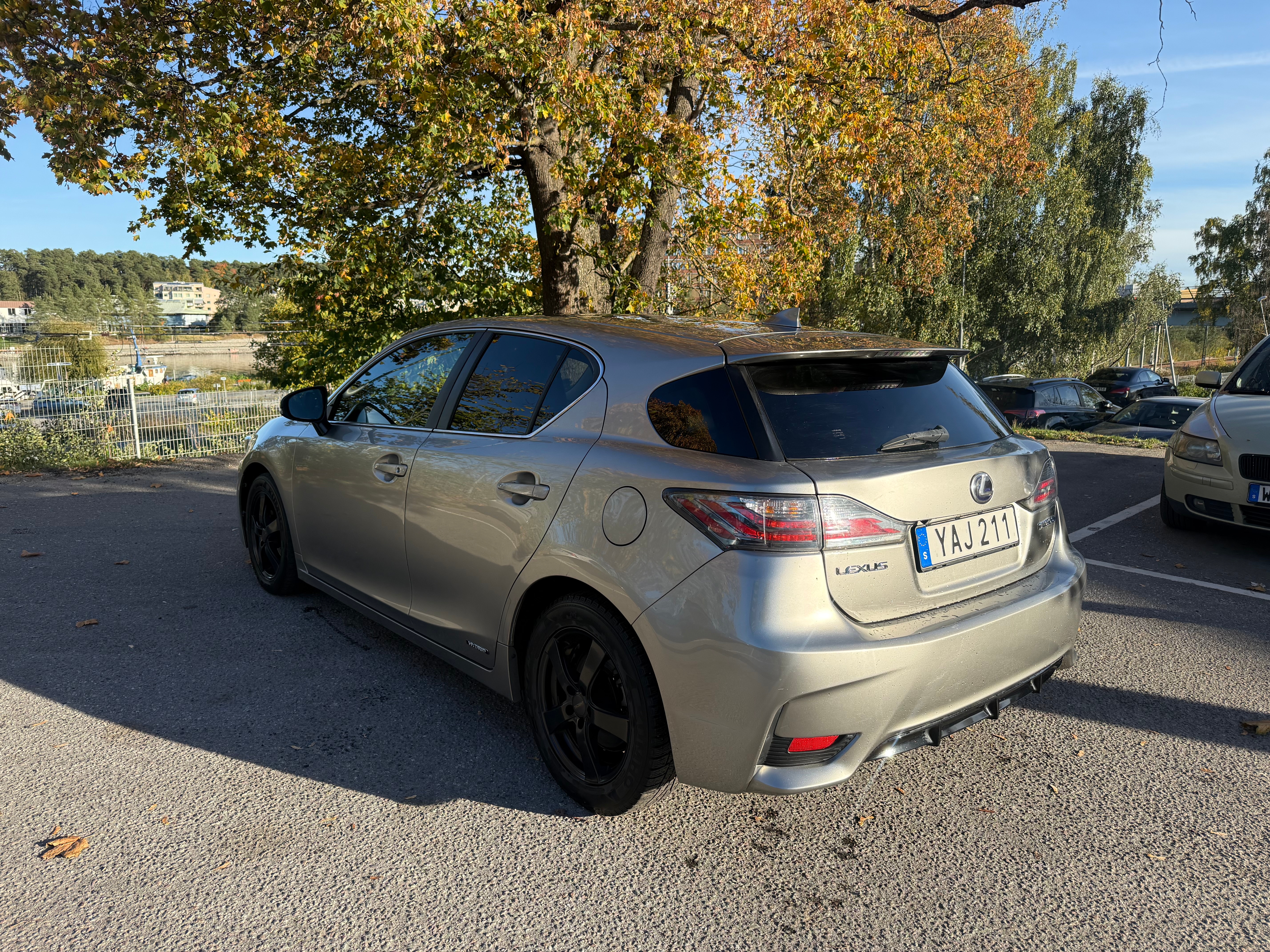 Lexus CT 200h 2016, bild 4/10