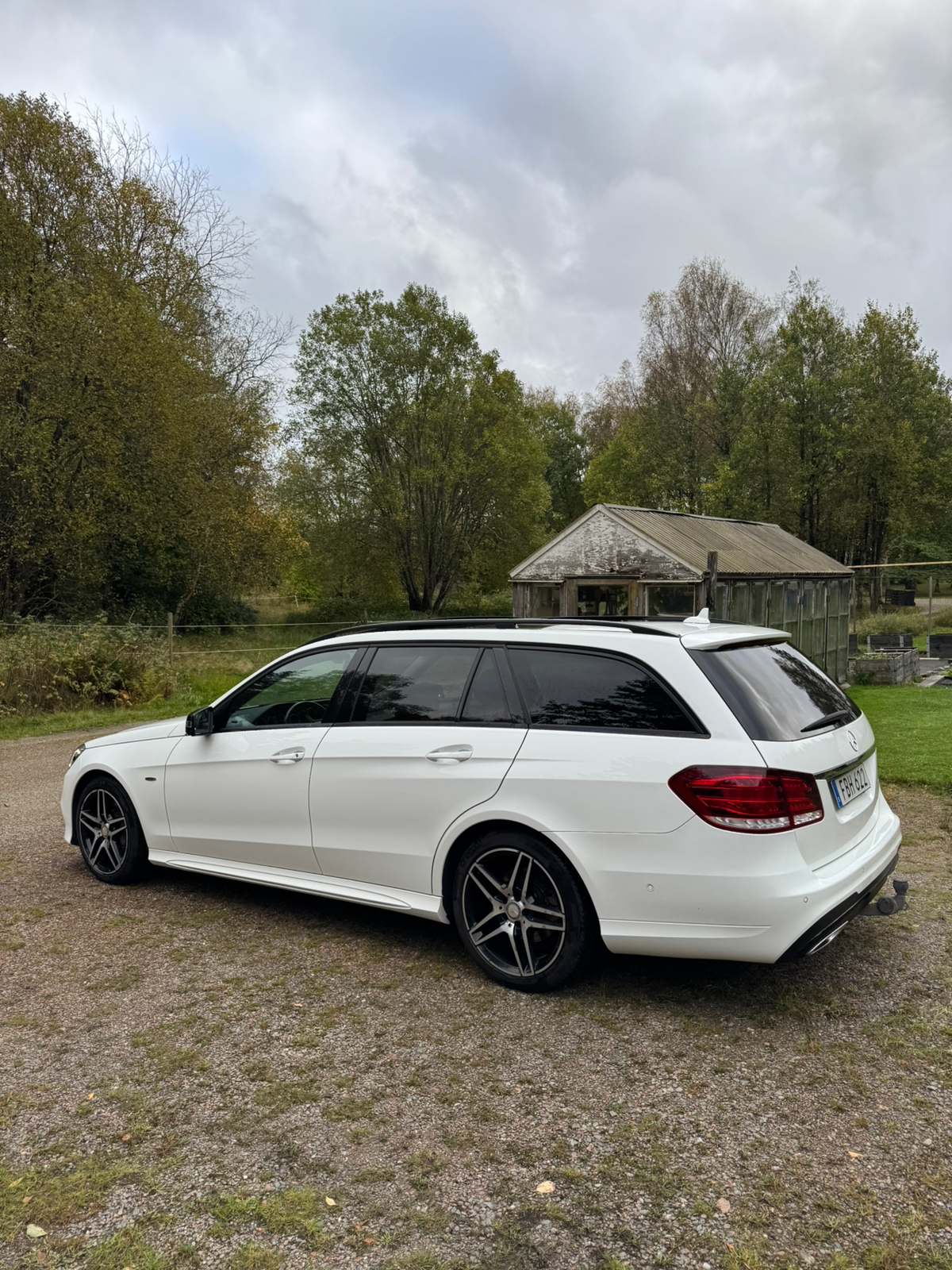 Mercedes-Benz E 350 BlueTEC 2016, bild 4/10