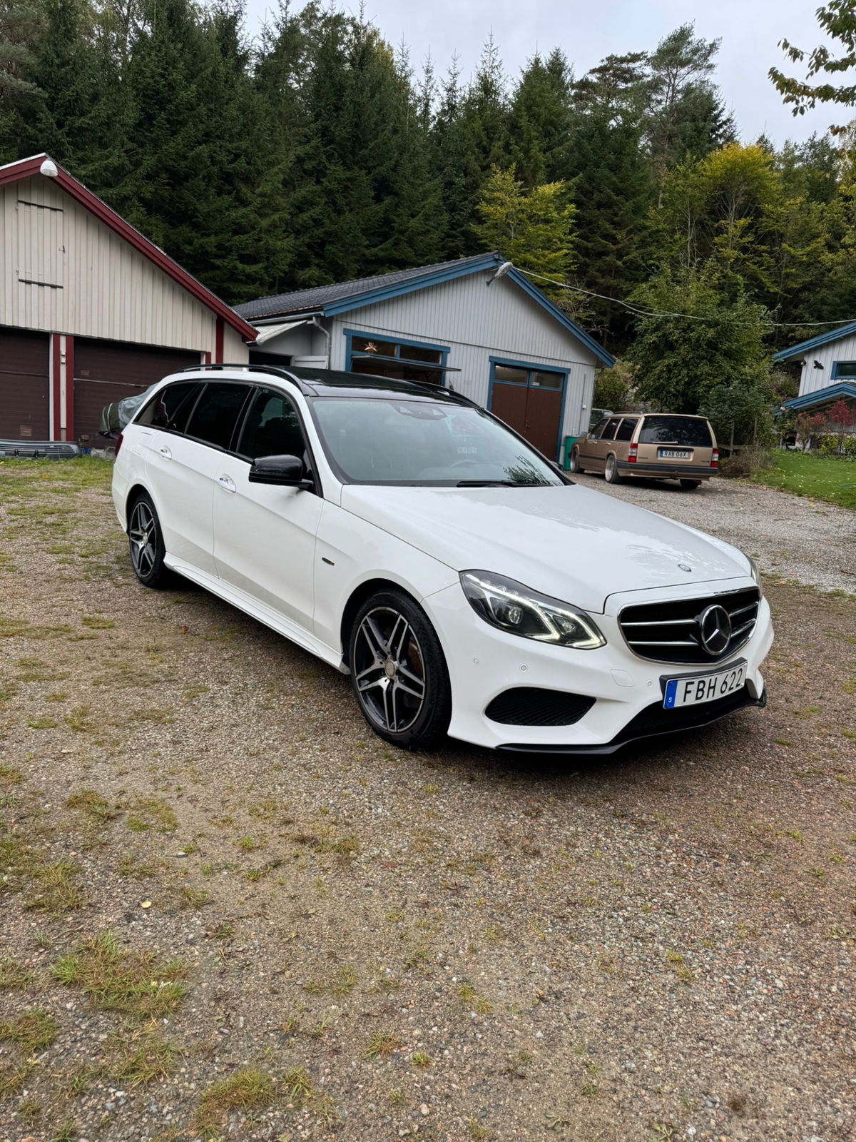 Mercedes-Benz E 350 BlueTEC 2016, bild 2/10