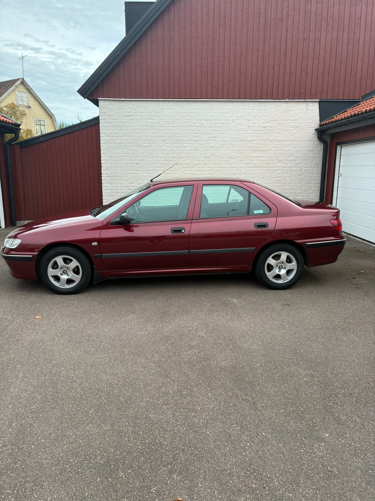 Peugeot 406 1.8 16V 1999, bild 2/10