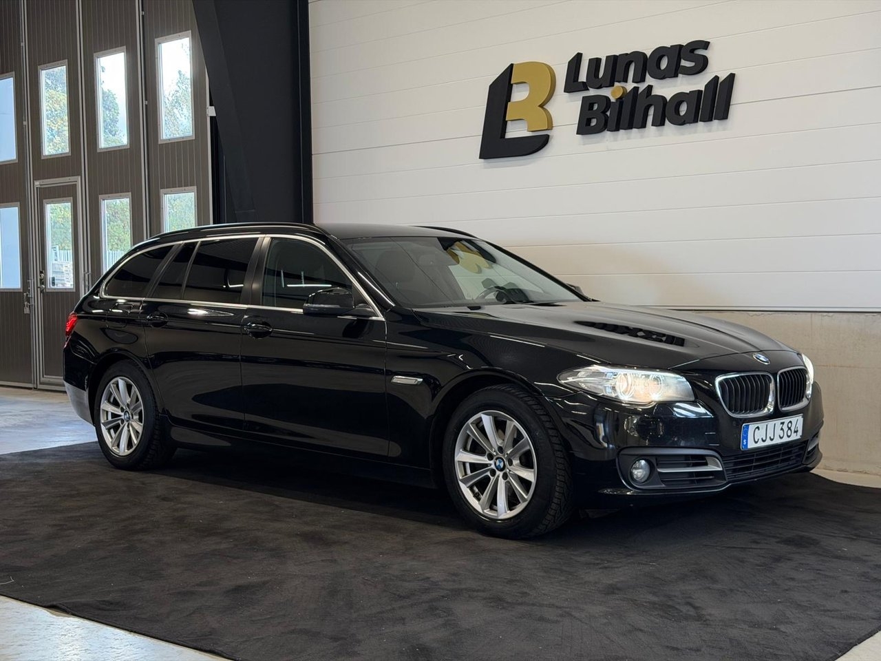 BMW 520d 2014, photo 5/10