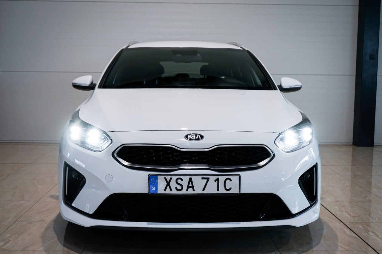 Kia Ceed 1.4 T-GDI GT Line 2019, bild 2/10