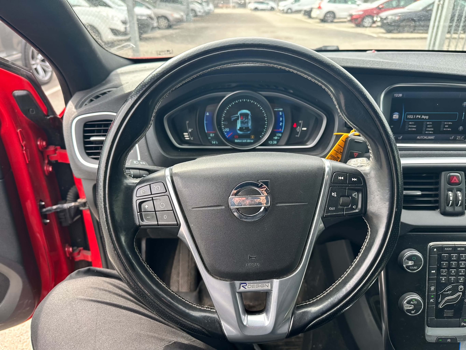 Volvo V40 D2 R Design 2014, kuva 5/5