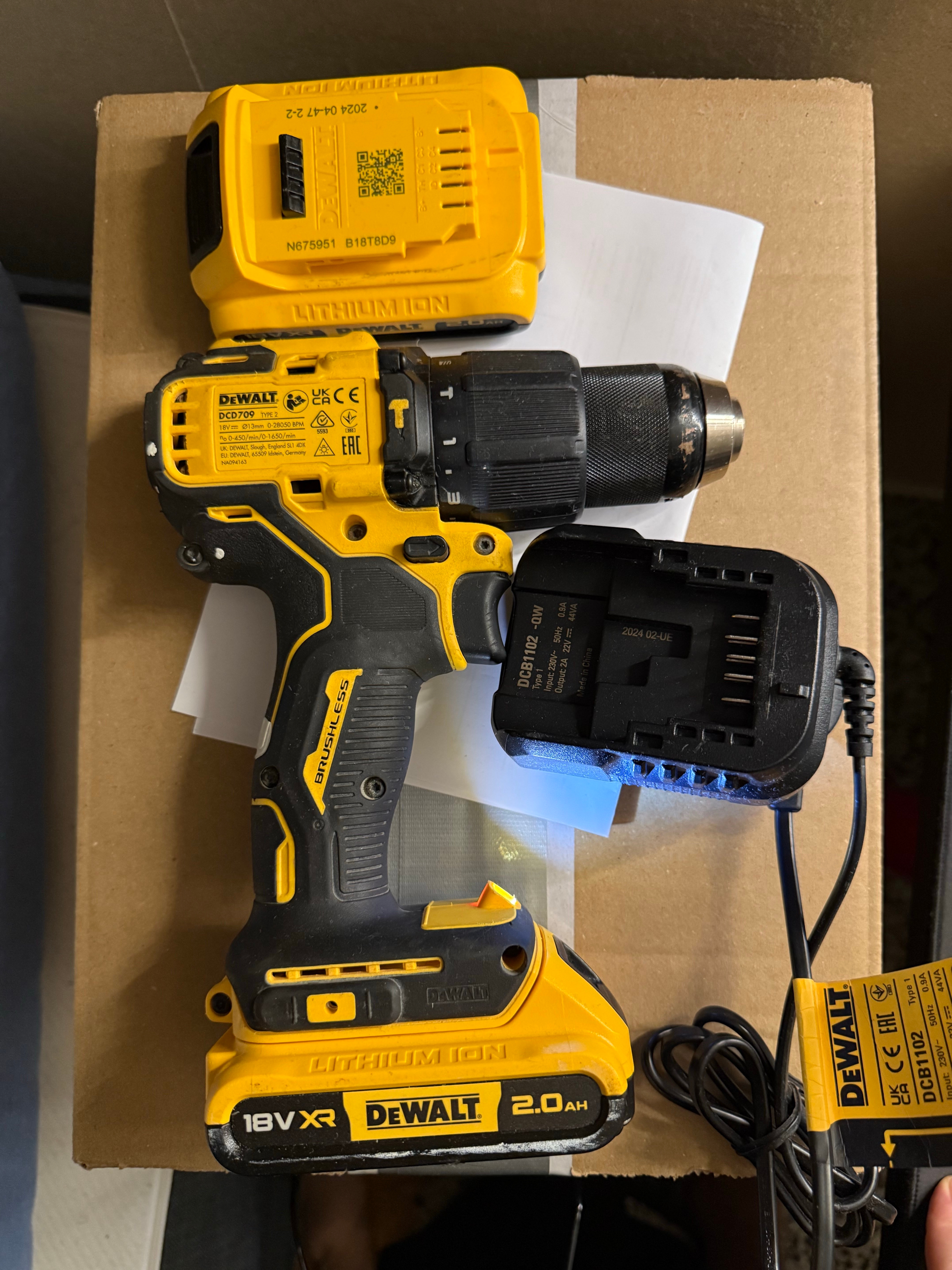 DeWalt DCD709 med 2 batterier