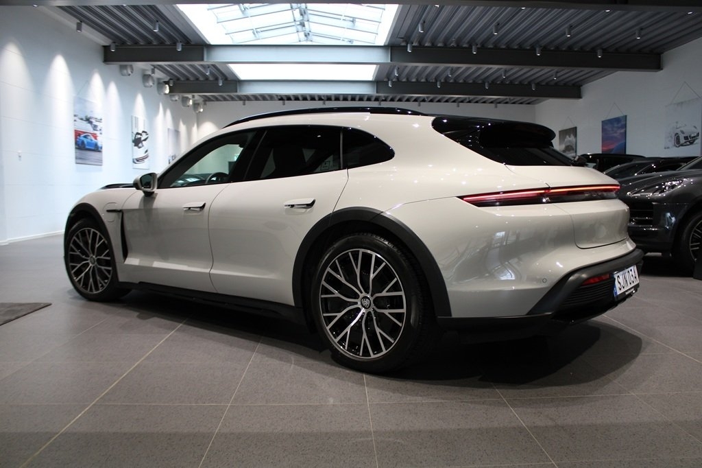 Porsche Taycan 4 CROSS TURISMO 2023, bild 2/10