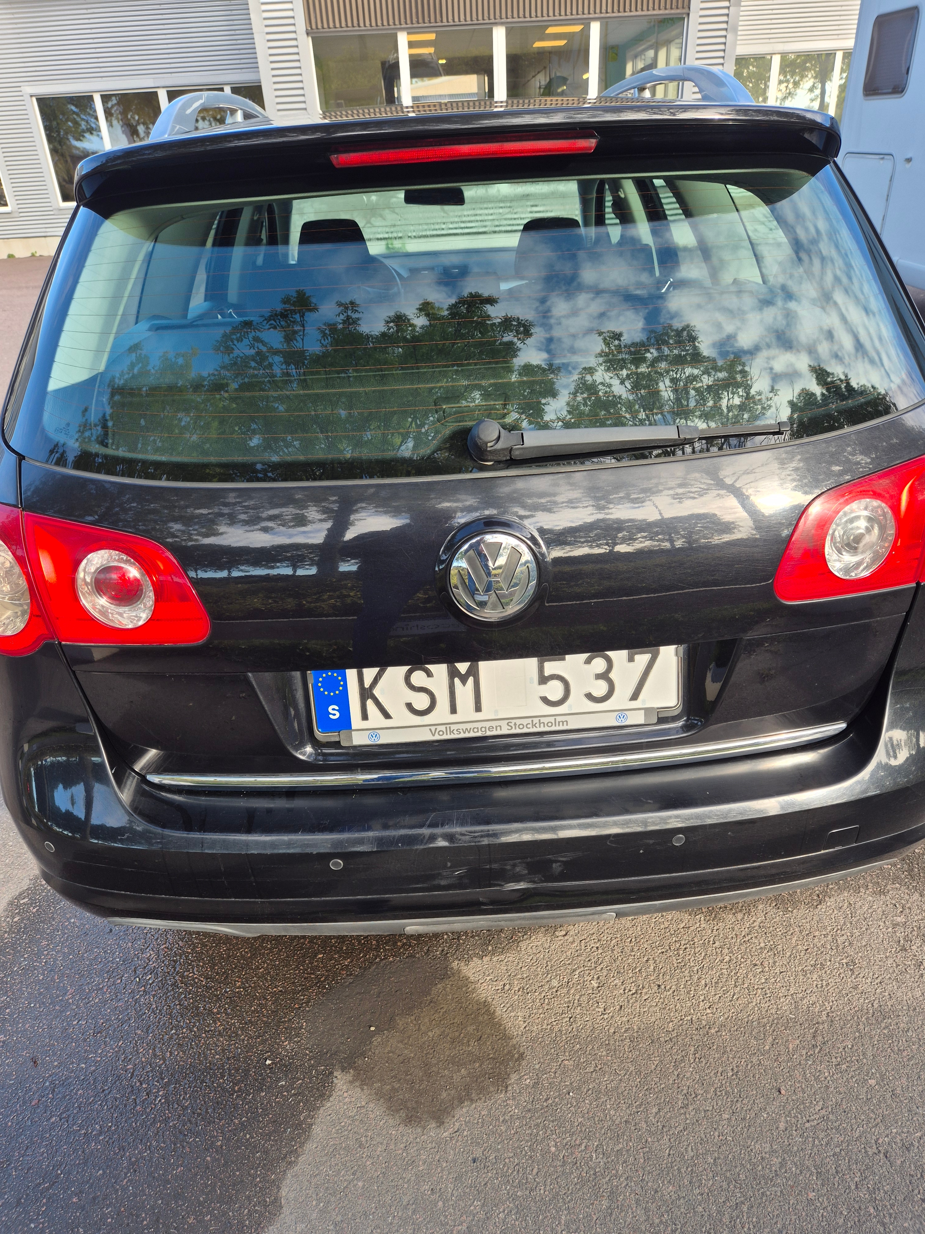 Volkswagen Passat 2.0 TDI DPF R-Line 2010, bild 5/8