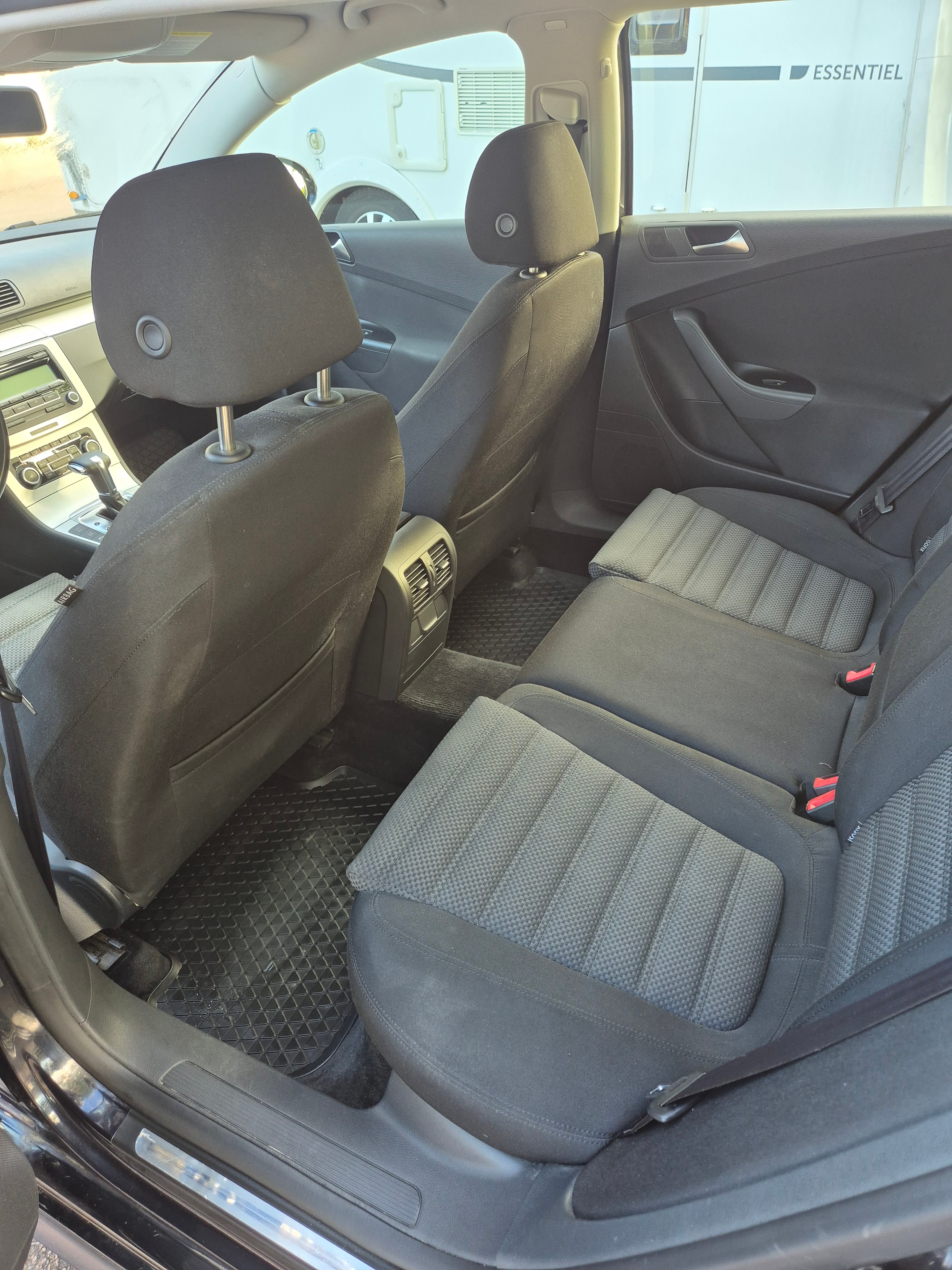 Volkswagen Passat 2.0 TDI DPF R-Line 2010, bild 4/8