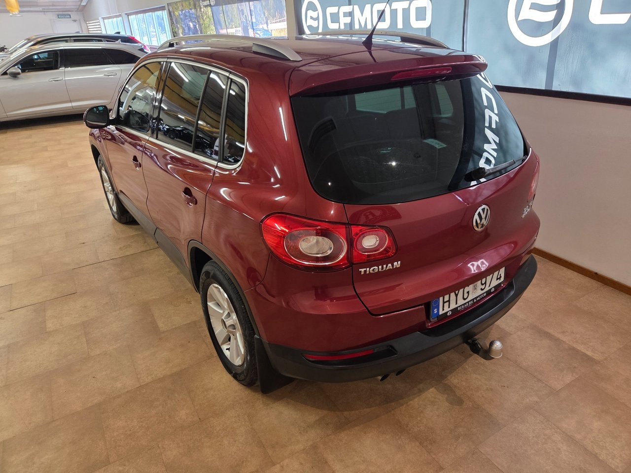 Volkswagen Tiguan 2.0 TDI Sport & Style 2009, bild 4/10