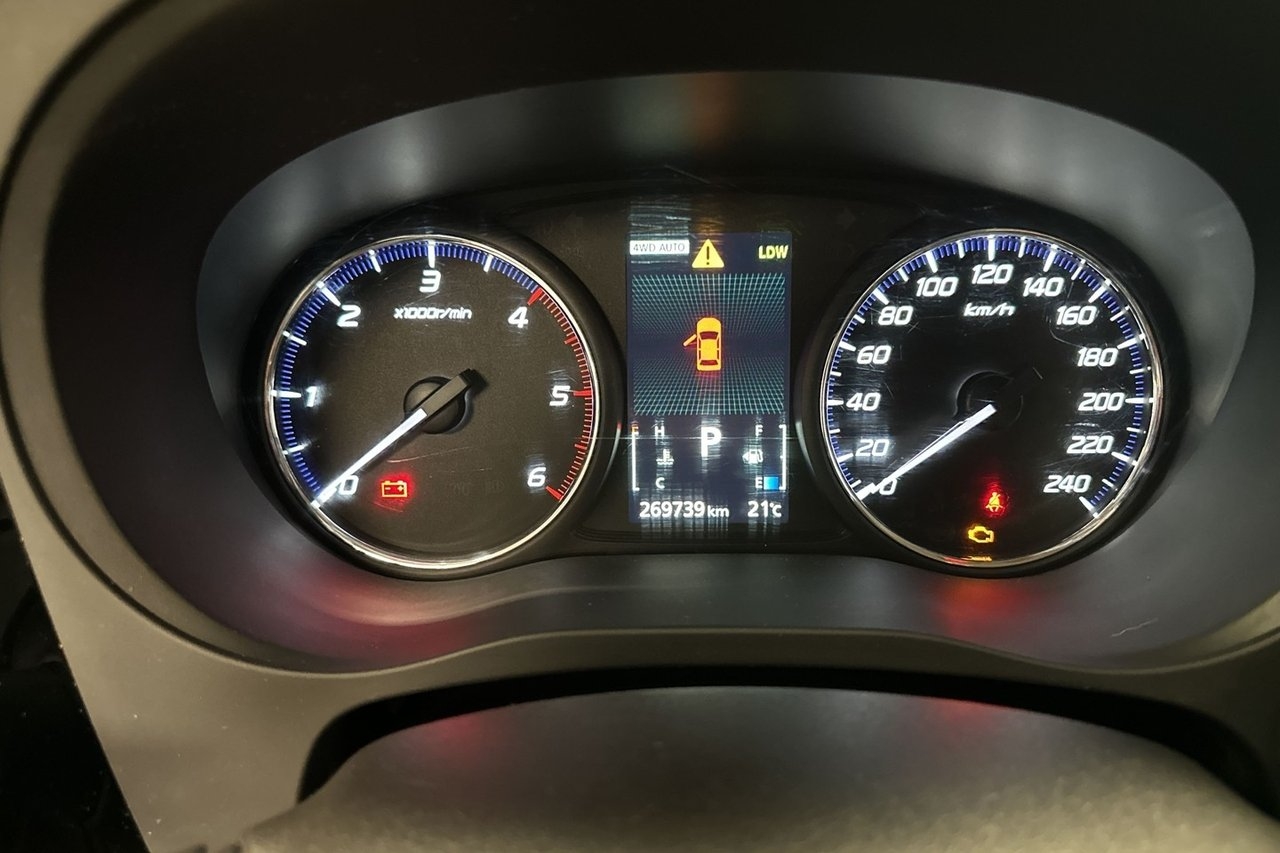 Mitsubishi Outlander 2.2 DI-D Business 2014, bild 5/10