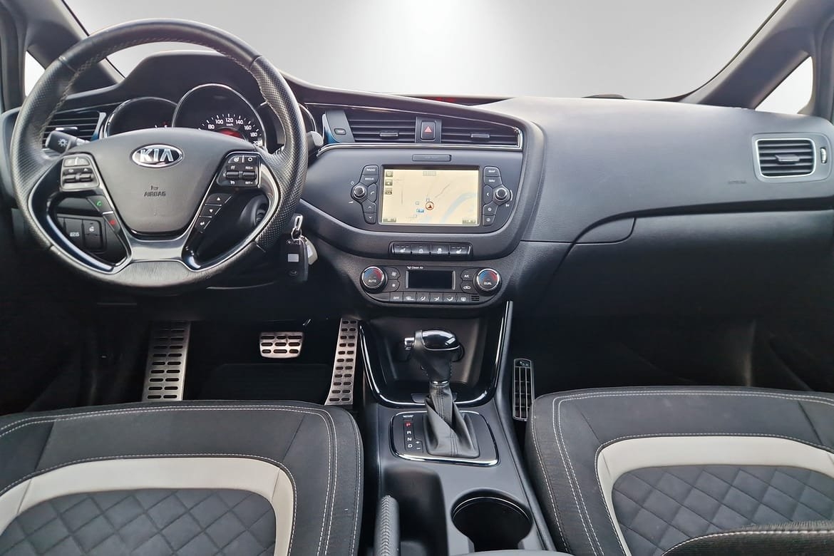 Kia Ceed 1.6 CRDi 136 2016, bild 6/10