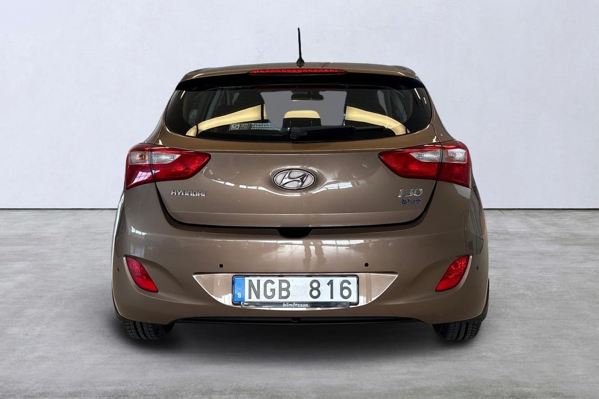 Hyundai i30 1.6 CRDi 2014, bild 5/10