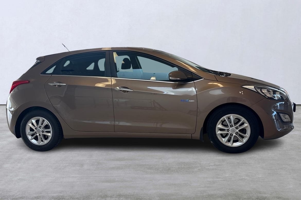 Hyundai i30 1.6 CRDi 2014, bild 3/10
