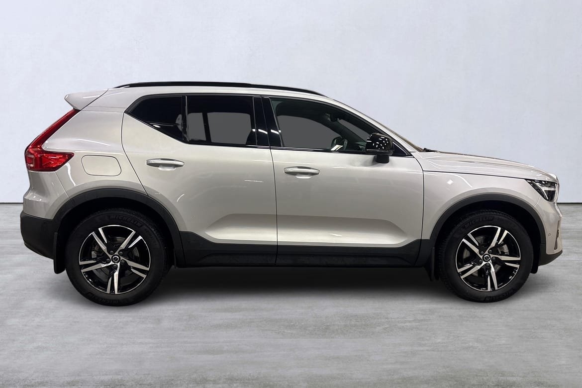 Volvo XC40 B3 Plus Dark 2025, kuva 3/10