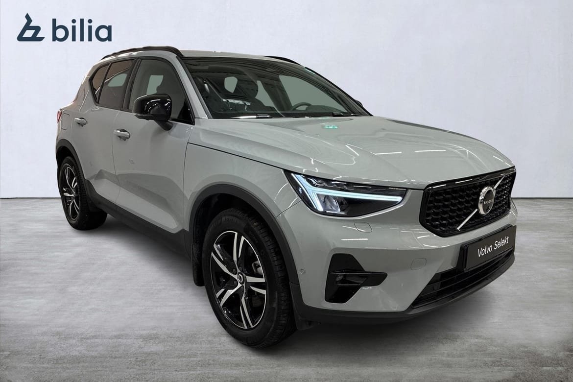 Volvo XC40 B3 Plus Dark 2025, bild 6/10