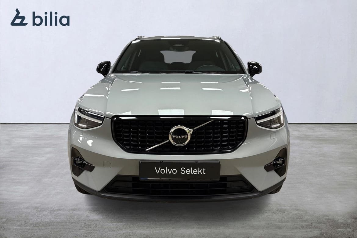 Volvo XC40 B3 Plus Dark 2025, bild 6/10