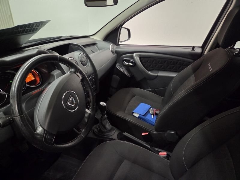 Dacia Duster TCe 125 2015, bild 10/10