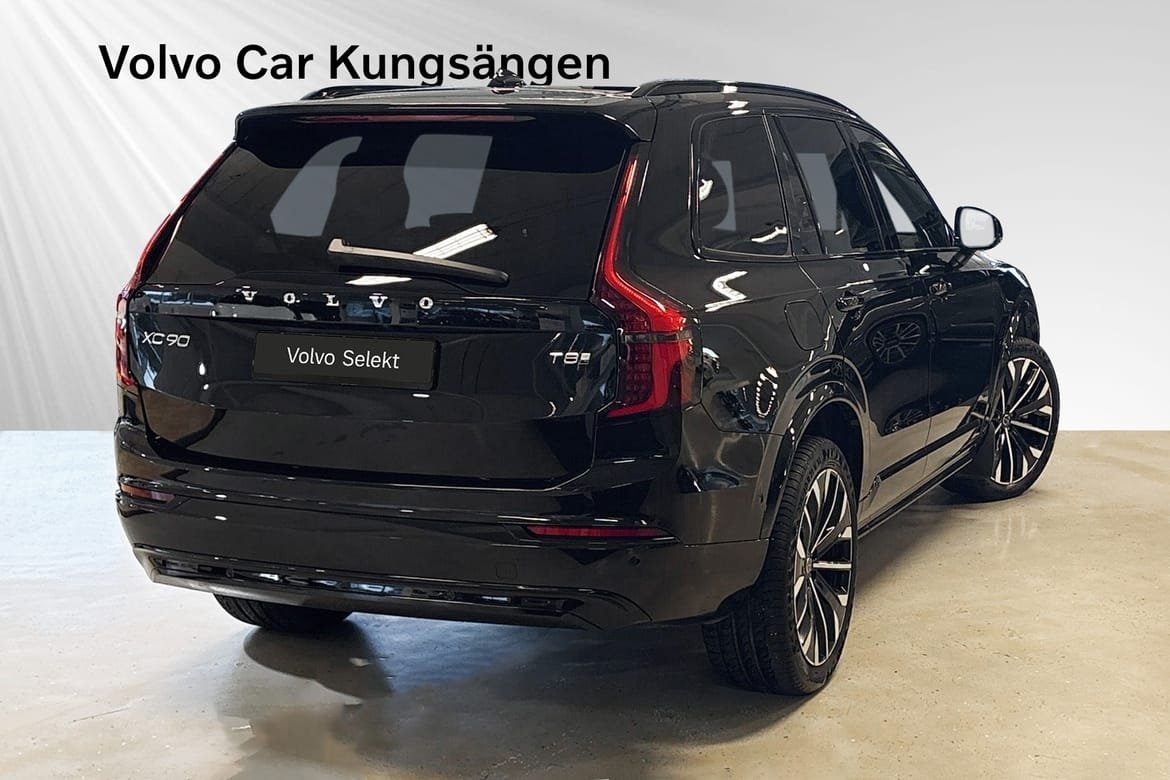 Volvo XC90 T8 Ultra Dark 2026, photo 5/10