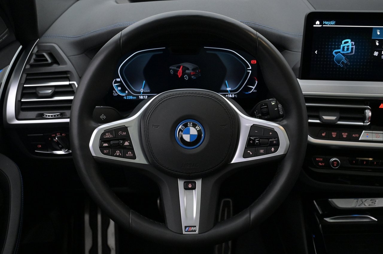 BMW iX3 2024, bild 7/10