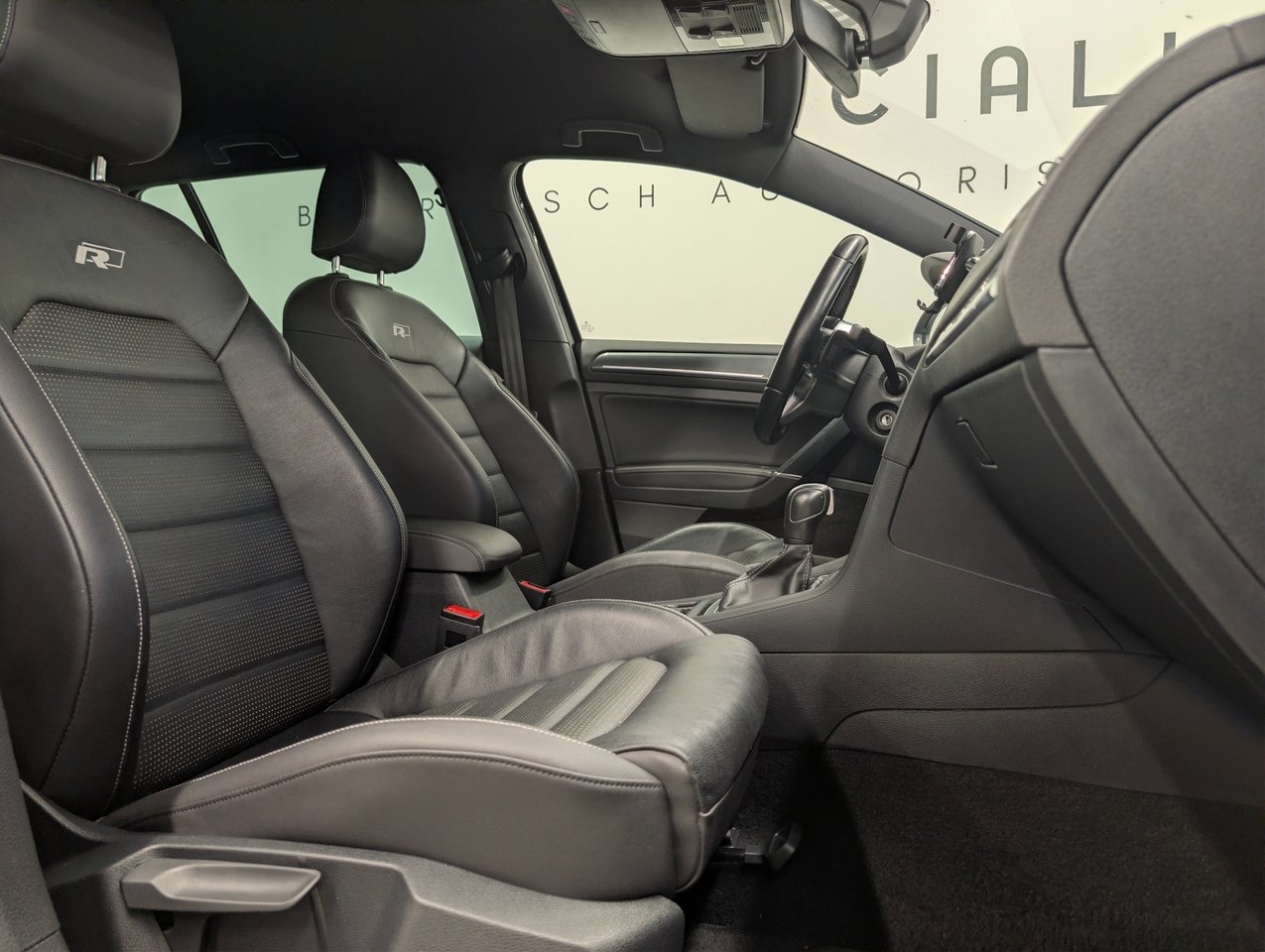 Volkswagen Golf 1.5 TSI 2020, bild 7/10